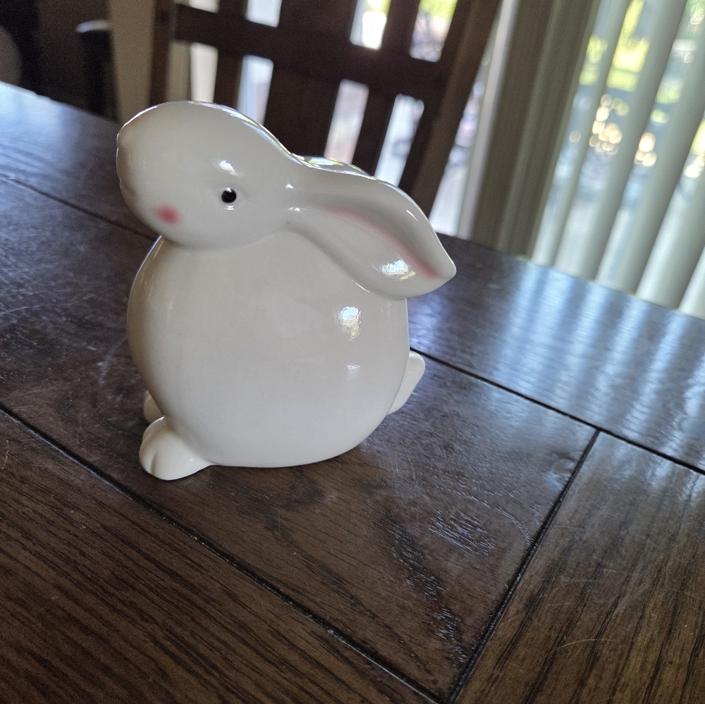 Ceramic White Bunny